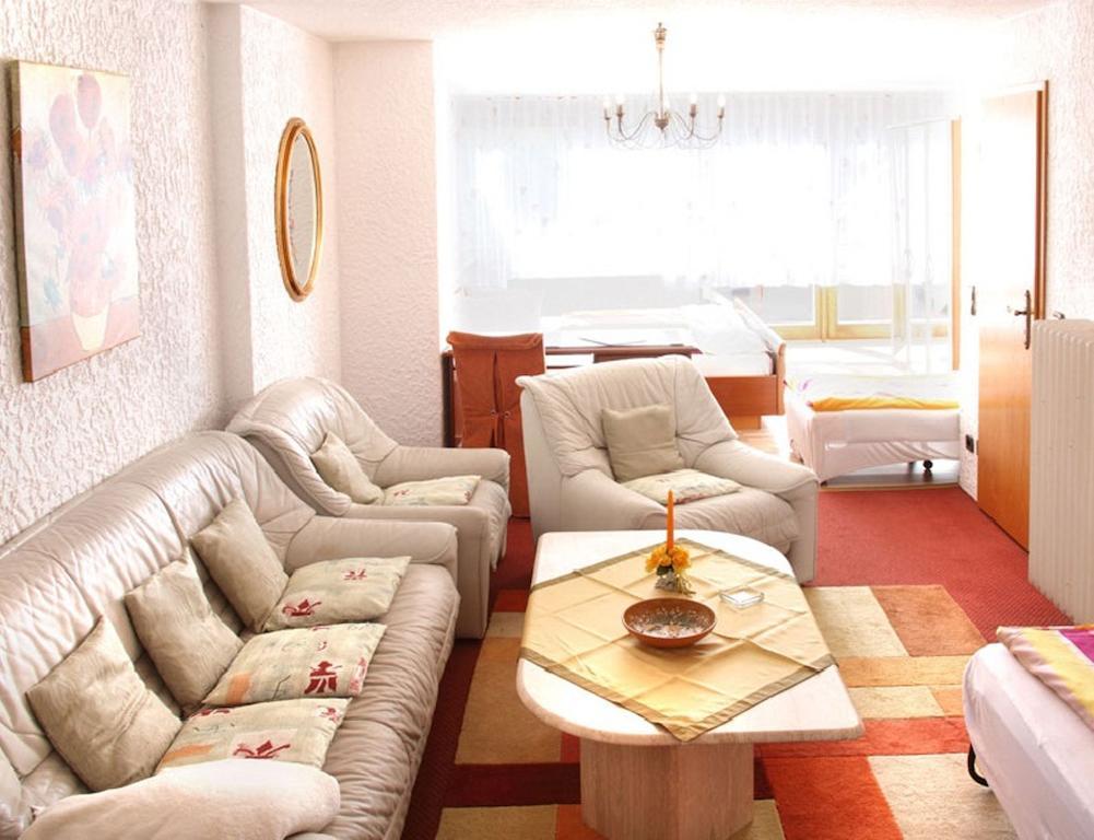 Landhotel Schoenblick Bad Herrenalb Room photo