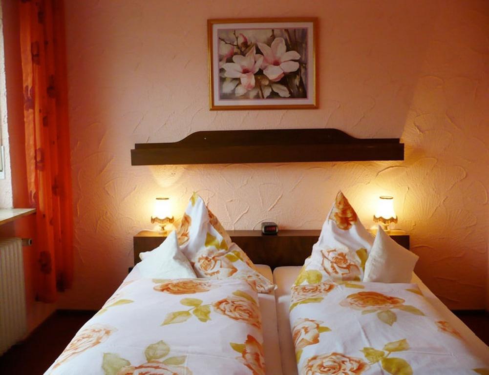 Landhotel Schoenblick Bad Herrenalb Room photo